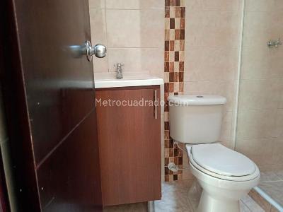 Apartamento de 3 alcobas en venta en Belen, Medellín, 64 m² · foto 12 de 14