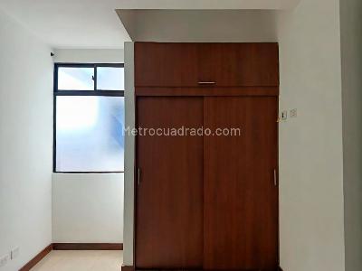 Apartamento de 3 alcobas en venta en Belen, Medellín, 64 m² · foto 4 de 14