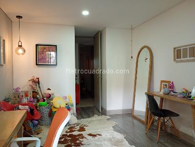 Apartamento en venta en Laureles, Medellín · foto 12 de 16