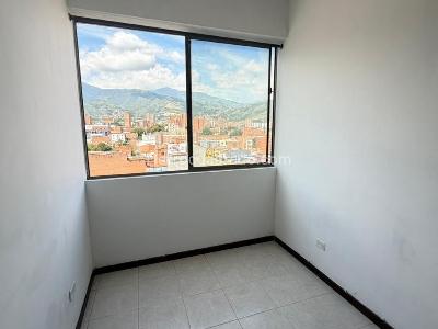 Apartamento de 3 alcobas en venta en Laureles, Medellín, 58 m² · foto 15 de 18