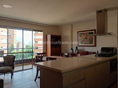 Apartamento en venta en Laureles, Medellín · foto 2 de 18