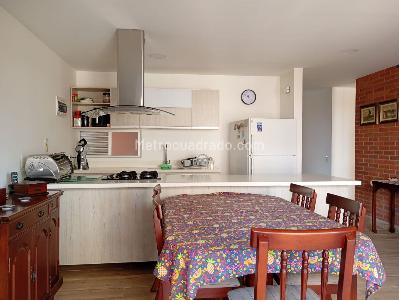 Apartamento en venta en Laureles, Medellín · foto 5 de 18