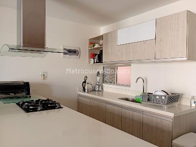 Apartamento en venta en Laureles, Medellín · foto 6 de 18