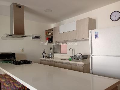 Apartamento en venta en Laureles, Medellín · foto 7 de 18