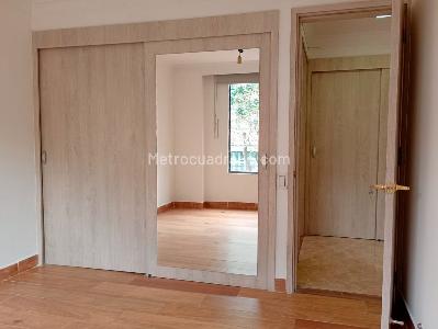 Apartamento de 3 alcobas en venta en Laureles, Medellín, 173 m² · foto 13 de 16