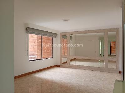 Apartamento de 3 alcobas en venta en Laureles, Medellín, 173 m² · foto 5 de 16