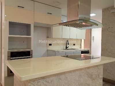 Apartamento de 3 alcobas en venta en Laureles, Medellín, 173 m² · foto 6 de 16