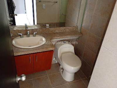 Apartamento de 3 alcobas en venta en Laureles, Medellín, 92 m² · foto 15 de 16