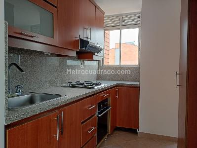 Apartamento de 3 alcobas en venta en Laureles, Medellín, 92 m² · foto 6 de 16