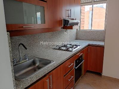 Apartamento de 3 alcobas en venta en Laureles, Medellín, 92 m² · foto 7 de 16