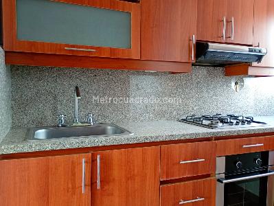 Apartamento de 3 alcobas en venta en Laureles, Medellín, 92 m² · foto 8 de 16