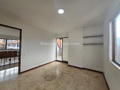 Apartamento de 3 alcobas en venta en Belen, Medellín, 187 m² · foto 9 de 20