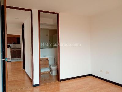 Apartamento en venta en Robledo, Medellín · foto 11 de 19