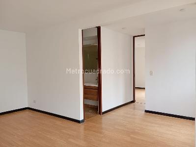 Apartamento en venta en Robledo, Medellín · foto 3 de 19
