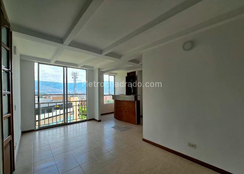 Apartamento de 2 Alcobas en Unidad Cerrada cerca a Vía Principal - 6