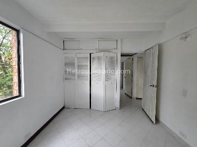 Apartamento de 4 alcobas en venta en Belen, Medellín, 95 m² · foto 10 de 18