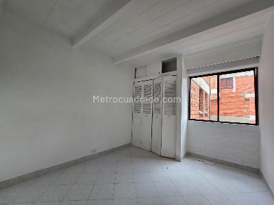 Apartamento de 4 alcobas en venta en Belen, Medellín, 95 m² · foto 11 de 18
