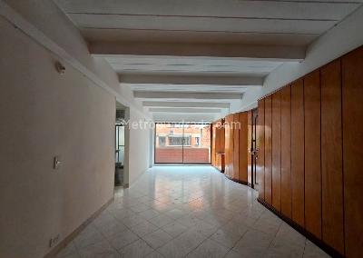 Apartamento de 4 alcobas en venta en Belen, Medellín, 95 m² · foto 4 de 18