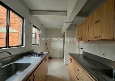 Apartamento de 4 alcobas en venta en Belen, Medellín, 95 m² · foto 7 de 18