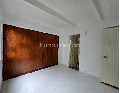 Apartamento de 4 alcobas en venta en Belen, Medellín, 95 m² · foto 8 de 18