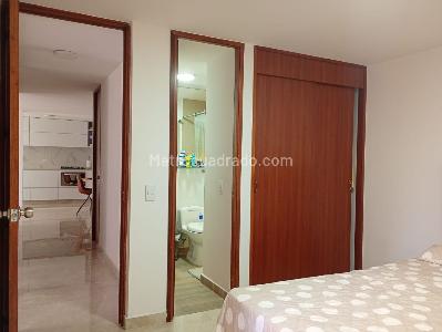 Apartamento en arriendo en Laureles, Medellín · foto 11 de 17