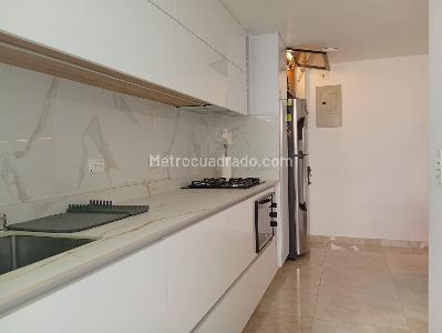 Apartamento en arriendo en Laureles, Medellín · foto 8 de 17