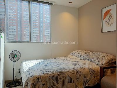 Apartamento de 3 alcobas en venta en Laureles, Medellín, 82 m² · foto 14 de 18