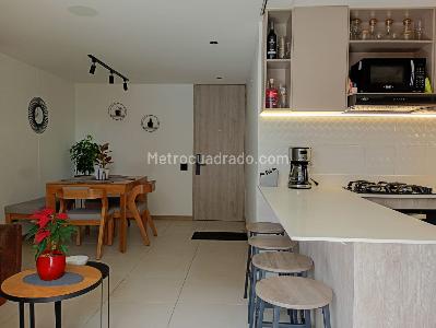 Apartamento de 3 alcobas en venta en Laureles, Medellín, 82 m² · foto 6 de 18