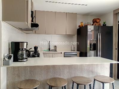 Apartamento de 3 alcobas en venta en Laureles, Medellín, 82 m² · foto 8 de 18