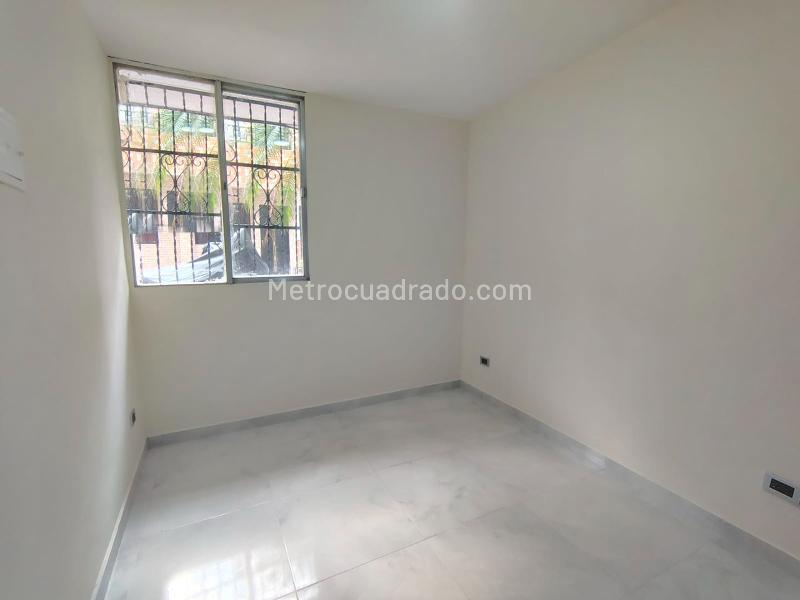 Spacious 3BR Apartment in La America - 8