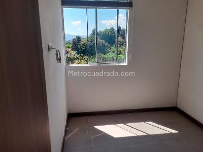 Apartamento en venta en Itagui, Itagüí · foto 8 de 12