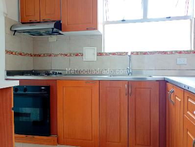 Casa de 3 alcobas en arriendo en Robledo, Medellín, 110 m² · foto 5 de 17