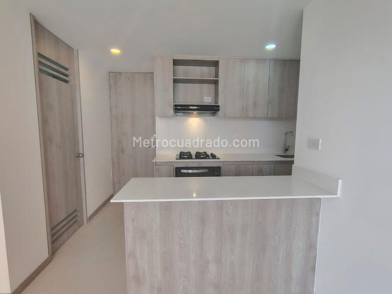 3BR Apartment for Rent in Itagüí with Balcony & Parking - 4