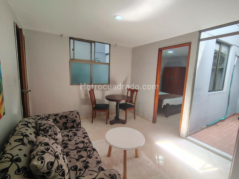 Estudio Exterior Amoblado de 1 Alcoba en Belen