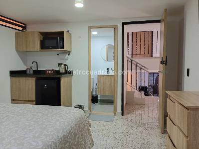 Casa de 5 alcobas en venta en Laureles, Medellín, 200 m² · foto 9 de 17