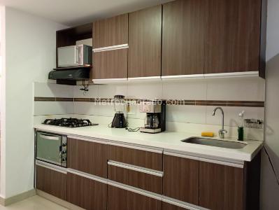 Apartamento de 3 alcobas en arriendo en Conquistadores, Medellín, 100 m² · foto 8 de 18
