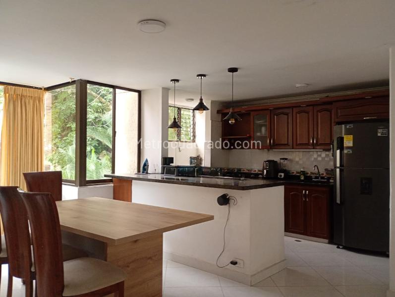 4BR Apartment in LAURELES (110 m²) - 4