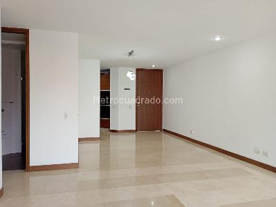 Apartamento de 3 alcobas en venta en Laureles, Medellín, 105 m² · foto 3 de 15