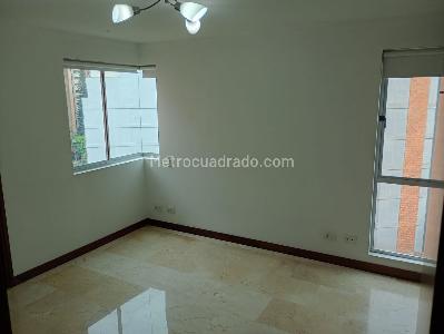 Apartamento de 3 alcobas en venta en Laureles, Medellín, 105 m² · foto 7 de 15