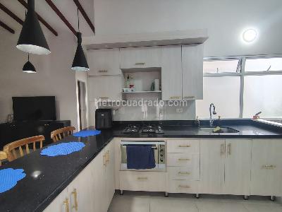 Apartamento en arriendo en Belen, Medellín · foto 6 de 14