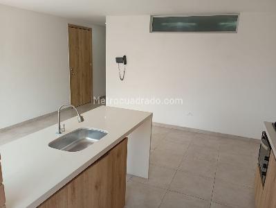Apartamento en venta en La America, Medellín · foto 3 de 17