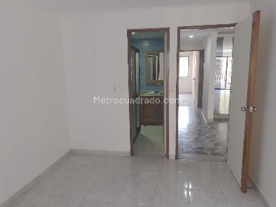 Apartamento de 3 alcobas en arriendo en Laureles, Medellín, 98 m² · foto 14 de 18
