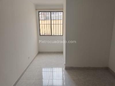 Apartamento de 3 alcobas en arriendo en Laureles, Medellín, 98 m² · foto 15 de 18