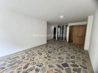 Apartamento de 3 alcobas en arriendo en Laureles, Medellín, 98 m² · foto 2 de 18