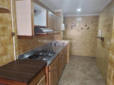 Apartamento de 3 alcobas en arriendo en Laureles, Medellín, 98 m² · foto 7 de 18