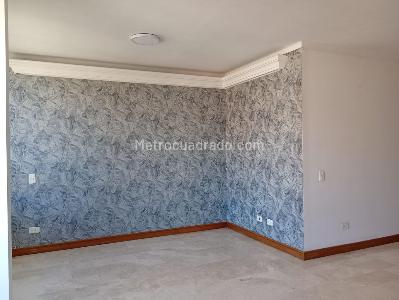 Apartamento de 2 alcobas en arriendo en Laureles, Medellín, 77 m² · foto 4 de 14