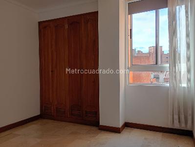 Apartamento de 2 alcobas en arriendo en Laureles, Medellín, 77 m² · foto 9 de 14