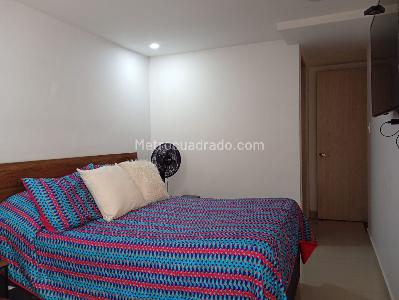 Apartamento de 2 alcobas en venta en Laureles, Medellín, 94 m² · foto 12 de 17