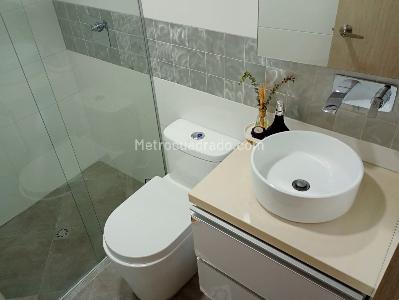 Apartamento de 2 alcobas en venta en Laureles, Medellín, 94 m² · foto 15 de 17