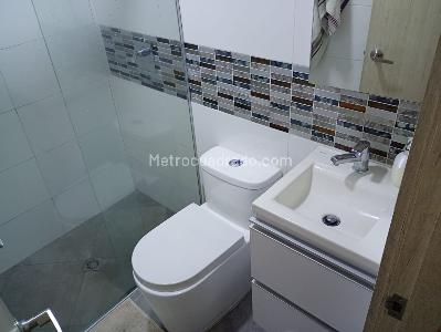 Apartamento de 2 alcobas en venta en Laureles, Medellín, 94 m² · foto 16 de 17